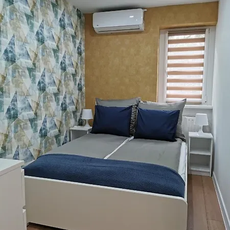 Kossuth 10 شقة دوناويفاروش