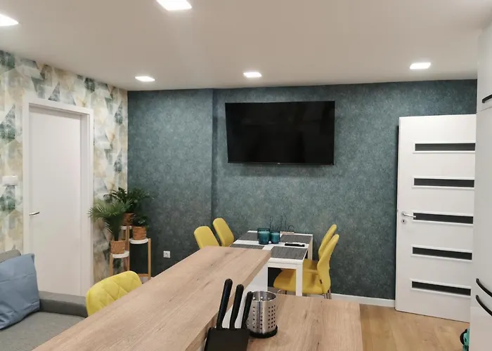 Kossuth 10 Apartament *