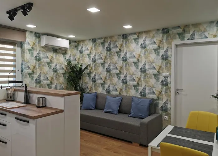 Kossuth 10 Apartament Dunaújváros